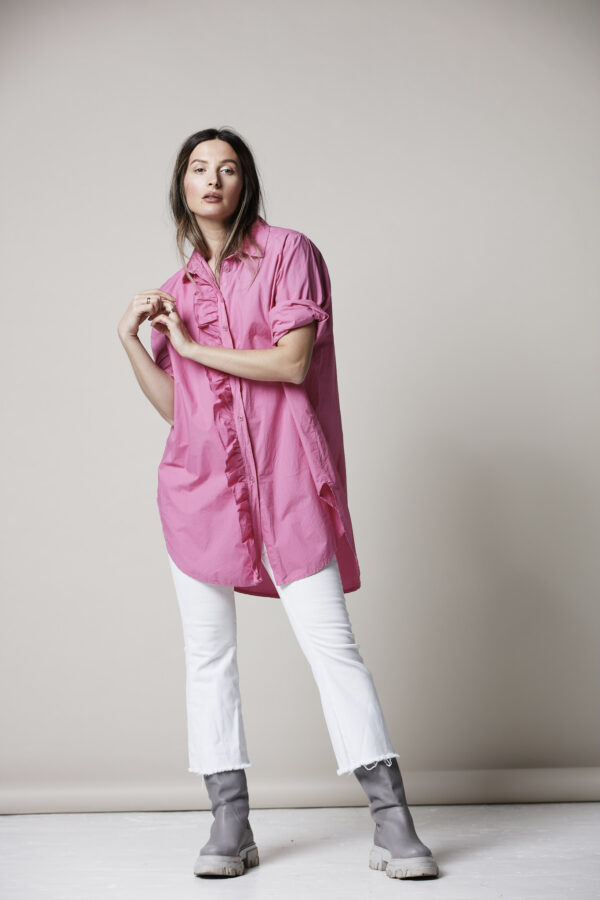 GIRLFRIEND LONG SHIRT BUBBLEGUM