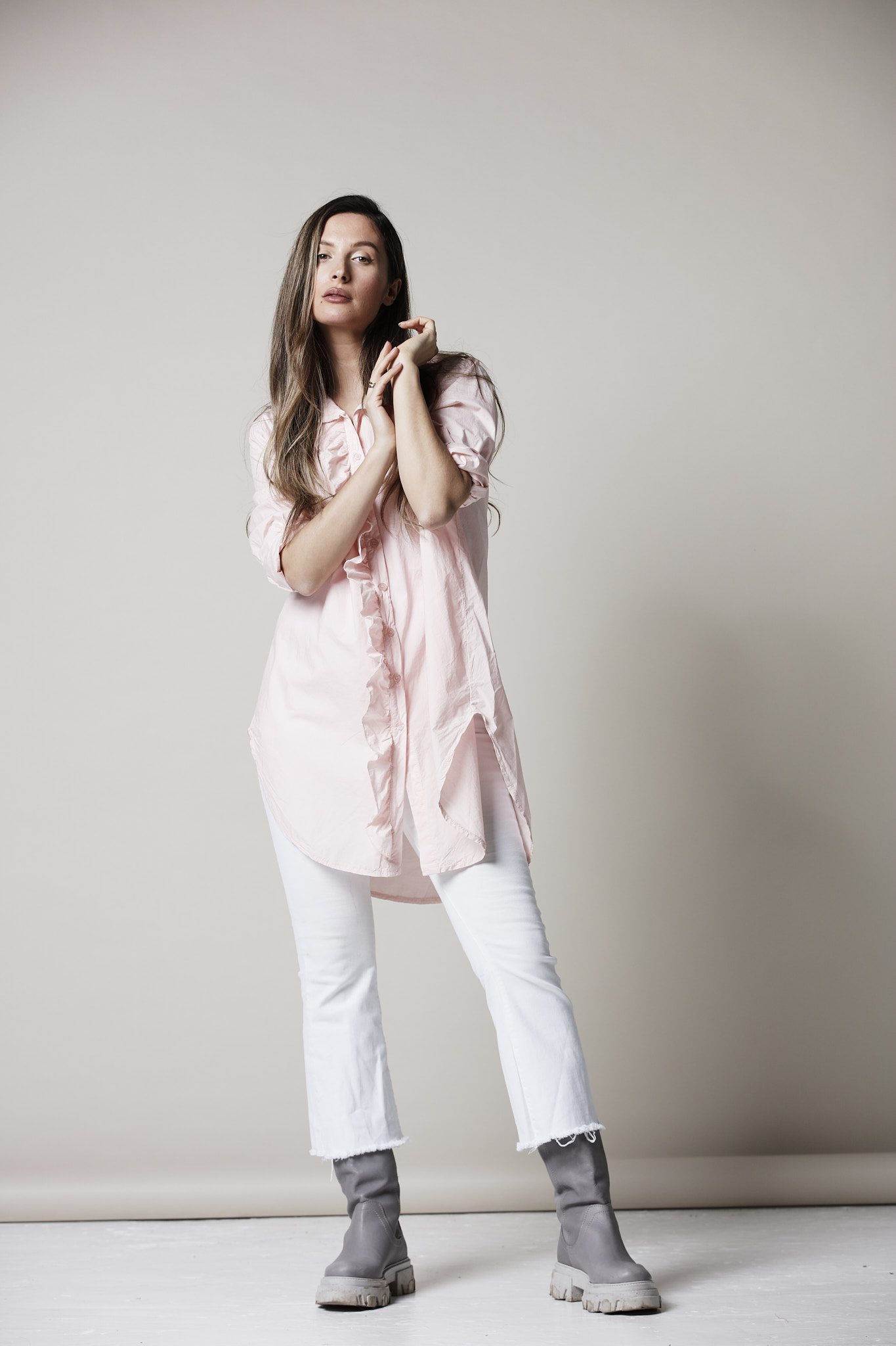 GIRLFRIEND LONG SHIRT LIGHT ROSE - Image 3