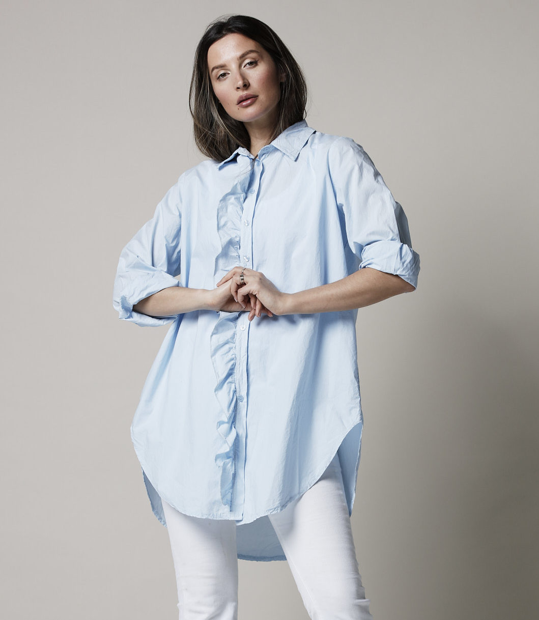 GIRLFRIEND LONG SHIRT LIGHT BLUE - Image 3