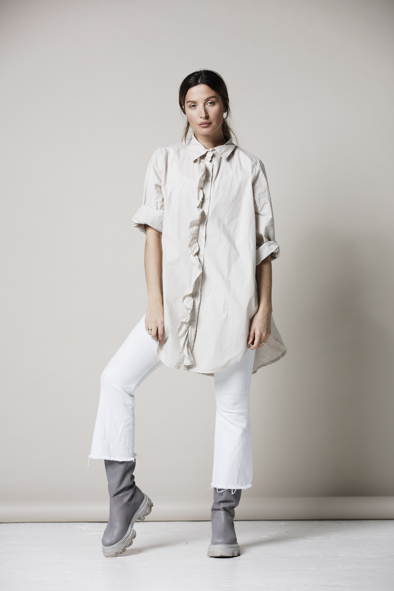 GIRLFRIEND LONG SHIRT - 40 COLORS - Image 2