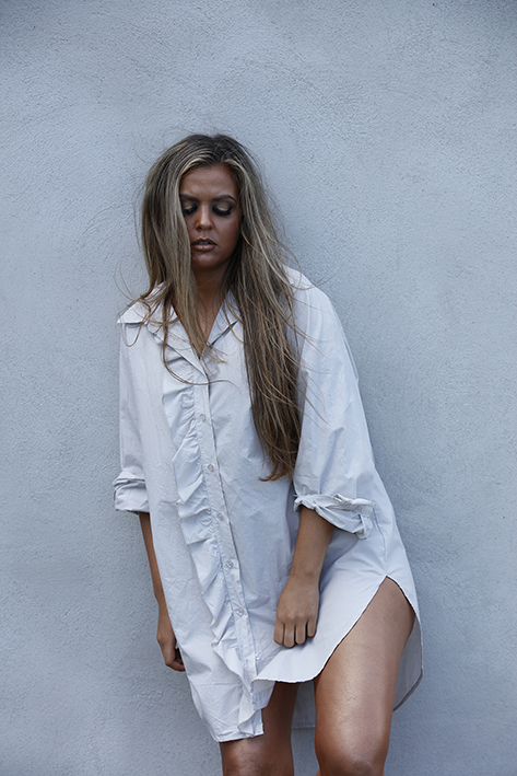 GIRLFRIEND LONG SHIRT SILVER GREY - Image 3