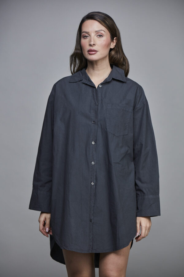 BOYFRIEND LONG SHIRT ALMOST BLACK