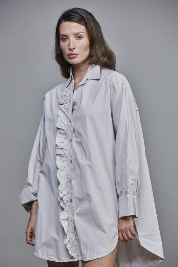 GIRLFRIEND LONG SHIRT BEIGE