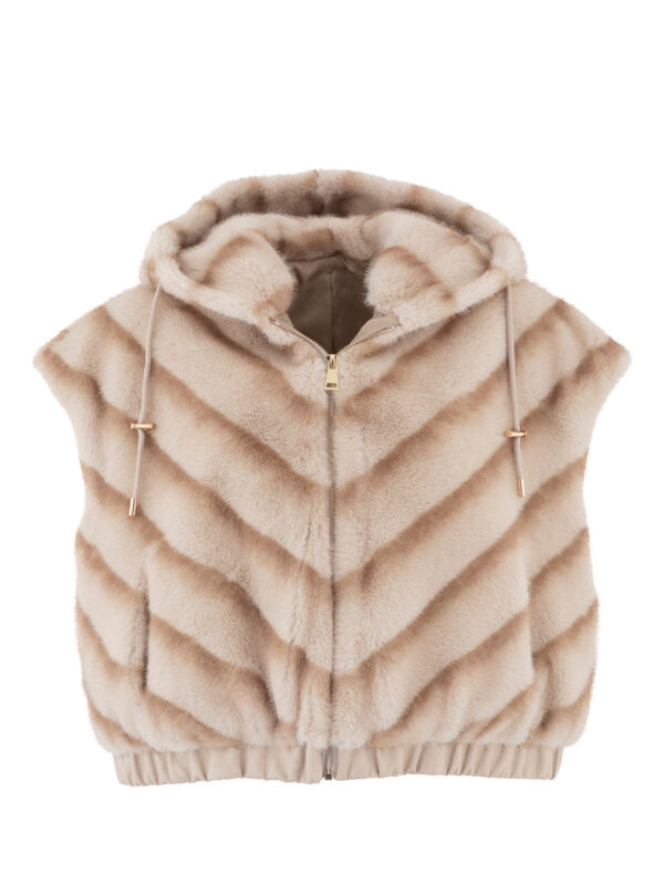 Anora Vest